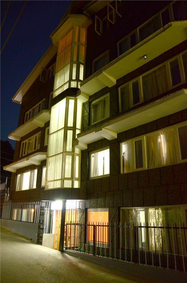 Hotel Pacific Σριναγκάρ Εξωτερικό φωτογραφία